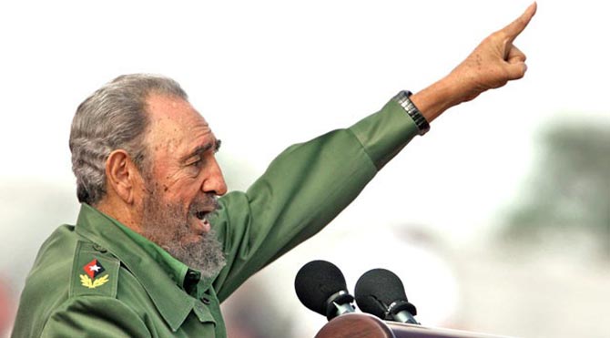Küba'nın eski devrimci lideri Fidel Castro 90 yaşında öldü