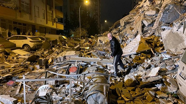 Kahramanmaraş'ta meydana gelen 7.4 büyüklüğündeki deprem 10 ilimizde, yıkıma ve can kaybına neden oldu.