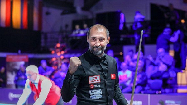 Semih Saygıner, Mısır da Şarm El-Şeyh şehrinde düzenlenen 3 Bant Dünya Kupasında dünya şampiyonu oldu.